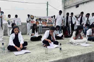Koderma News: बी आर इंटरनेशनल स्कूल ने चलाया नशा मुक्त भारत अभियान