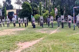 Koderma News: मुहर्रम पर सुरक्षा पुख्ता, चंदवारा पुलिस केंद्र में मॉक ड्रिल का आयोजन
