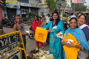 गिरिडीह में प्लास्टिक मुक्त बाजार की पहल, इनरव्हील क्लब ने चलाया जागरूकता अभियान