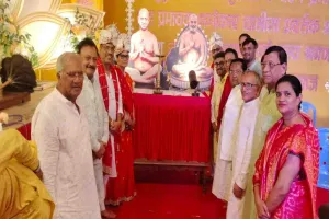 Koderma News: गुरु पूर्णिमा पर जैन संत सुयश सागर जी के वर्षा योग चातुर्मास का हुआ शुभारंभ