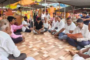 झारखंड धाम में स्वच्छता पर मंथन, ई-वाहन से नियमित कचरा उठाव और सेग्रीगेशन शेड संचालन का निर्णय
