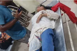 पलामू में इंसानियत की मिसाल: उफनती कोयल नदी में कूदकर टेंपो चालक ने बचाई युवती की जिंदगी