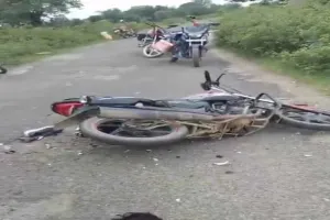 कोडरमा में भीषण सड़क हादसा, दो बाइकों की टक्कर में युवक की मौत, दूसरा रिम्स रेफर