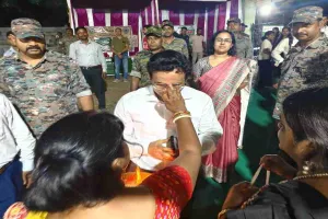 Hazaribagh News: तीन दिवसीय शिल्पोत्सव-2026 का भव्य समापन, ₹5.60 लाख के उत्पादों की हुई रिकॉर्ड बिक्री 