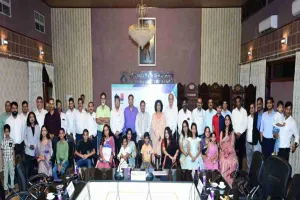 Bokaro News: उत्कृष्ट कार्य के लिए नौ अधिकारियों को मिला 'एग्जीक्यूटिव ऑफ द क्वार्टर अवार्ड' 