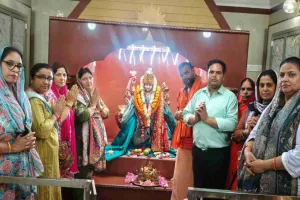 Ranchi News: आषाढ़ गुप्त नवरात्रि के पहले दिन मां दुर्गा का दिव्य श्रृंगार, उमड़ी भीड़