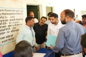 Palamu News: जिला निर्वाचन अधिकारी सह DC शेखावत ने बीएलओ-बीएलए-2 की बैठक में लिया भाग 