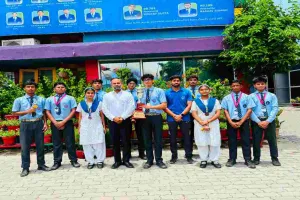 Koderma News: जिला जूडो चैंपियनशिप में आधुनिक पब्लिक स्कूल बना जूनियर ओवरऑल रनर-अप