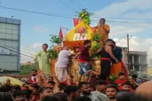 Pakur News: 'जय जगन्नाथ' के जयघोष और भजन-कीर्तन की धुन पर भक्तिरस में डूबे हजारों श्रद्धालु