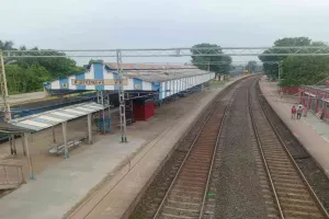 हजारीबाग रोड स्टेशन की बदहाली पर सवाल, कभी जिले की लाइफलाइन था यह ऐतिहासिक रेलवे स्टेशन