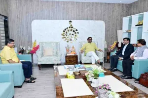 Jharkhand News: हेमन्त सोरेन से सेल के सीएमडी डॉ. अशोक कुमार पांडा की शिष्टाचार मुलाकात