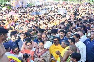 ऐतिहासिक जगन्नाथपुर रथयात्रा महोत्सव में शामिल हुए राज्यपाल संतोष कुमार गंगवार और मुख्यमंत्री हेमन्त सोरेन