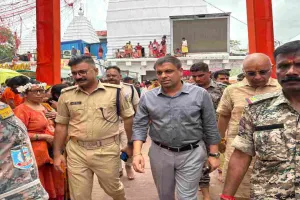 Deoghar News: श्रावणी मेला में सुलभ जलार्पण हेतु बाबा मंदिर में लगेंगे विशेष अरघा, श्रद्धालुओं की सुविधा के लिए तैयारी पूरी