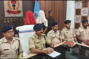 मोहनपुर पुलिस की बड़ी कार्रवाई: अवैध हथियार के साथ दो अपराधी गिरफ्तार, हत्या और सीएसपी लूटकांड का खुलासा
