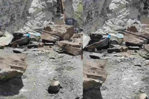 हिमाचल के लाहौल-स्पीति में बड़ा हादसा, चट्टान गिरने से टाटा सुमो दब गई; 13 की मौत