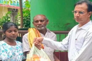 Sahibganj News: टीबी मरीजों के लिए पोषण सहायता अभियान, सीएचसी में बांटे गए फूड पैकेट