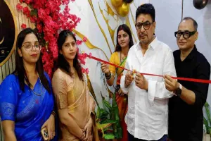 Deoghar News: हेयर फॉल और कान की समस्या का समाधान अब देवघर में, हेयर क्राफ्ट मेक ओवर की हुई शुरुआत