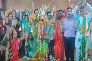 Ranchi News: ‘हर-हर महादेव’ से गूंजा मोरहाबादी, यज्ञा बाबा आश्रम में भव्य शिव महोत्सव का आयोजन