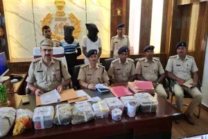 Crime News: पाकुड़ में ‘ऑपरेशन जीवन’ का बड़ा एक्शन, 2 गांजा तस्कर गिरफ्तार; 2.865 किलो गांजा जब्त