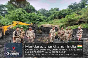 Dhanbad News: सीआईएसएफ और बीसीसीएल की संयुक्त कार्रवाई, गणेशपुर में अवैध मुहाने बंद