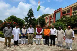 BIT मेसरा लालपुर में शान से लहराया तिरंगा, NSS के नुक्कड़ नाटक ने दिया नशे से दूर रहने का संदेश