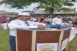 Koderma News: सेक्रेड हार्ट स्कूल में हर्षोल्लास से मना 80वां स्वतंत्रता दिवस, बच्चों ने दिखाया देशभक्ति का जज्बा