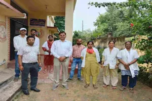 Koderma News: जिला कुष्ठ निवारण पदाधिकारी डॉ. रमण कुमार ने उरवां और तिलैया डैम का किया निरीक्षण