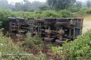 Dumka News: रामगढ़ में एक ही सुबह हुए दो अलग-अलग सड़क हादसे, मची अफरा-तफरी