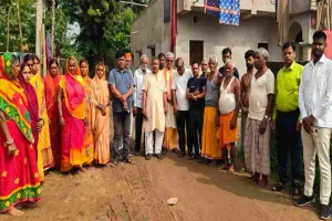 Koderma News: भाजपा कार्यकर्ताओं ने तेतरोन व गोहाल में चलाया अभियान, 13 अगस्त तिरंगा यात्रा का आह्वा