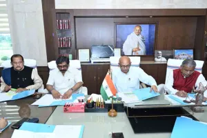 Jharkhand Politics: मॉनसून सत्र से पहले झारखंड विधानसभा में सर्वदलीय बैठक