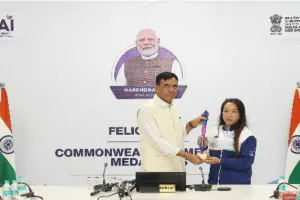 Sports News: कॉमनवेल्थ गेम्स में चमके भारतीय वेटलिफ्टर्स, नकद पुरस्कार देकर किया सम्मानित