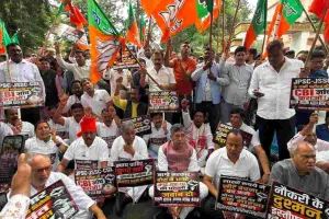 JPSC विवाद: JPSC-JSSC आंदोलन में बड़ा एक्शन, बाबूलाल मरांडी समेत भाजपा नेता और 500 से ज्यादा छात्र हिरासत में