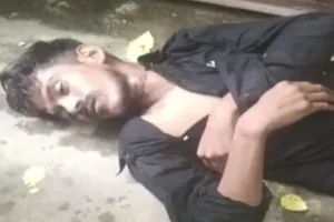 Crime News: युवक की गला घोंटकर हत्या, सड़क किनारे मिला चंदन गिरी का शव; जांच में जुटी पुलिस