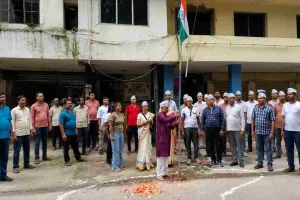 Bokaro News: स्वतंत्रता दिवस पर बोकारो में आप का कार्यक्रम, स्वतंत्रता सेनानियों को किया नमन