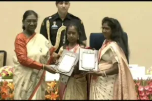 राष्ट्रपति से संगीत नाटक अकादमी पुरस्कार मिलने पर सुदेश महतो ने लोक कलाकारों को दी बधाई