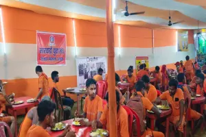 Deoghar News: मारवाड़ी युवा मंच के 36वें श्रावणी सेवा शिविर में निरंतर सेवा, 50 वर्षों की गौरवशाली परंपरा के स्वर्णिम पड़ाव का उत्सव