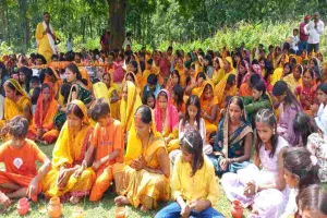Koderma News: मरकच्चो में सावन की अंतिम सोमवारी पर धूमधाम से निकली भव्य कांवड़ यात्रा