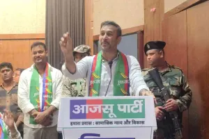 आदिवासी अधिकारों और ज़मीन की सुरक्षा पर सरकार ले ठोस संकल्प: सुदेश महतो