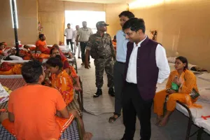 Dumka News: श्रावणी मेला 2026: बासुकीनाथ धाम में सुरक्षा और सुविधाओं का डीसी ने लिया जायजा