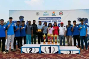Sahebganj News: राज्य स्तरीय एथलेटिक्स में 13 पदक जीत साहिबगंज बना ओवरऑल चैंपियन