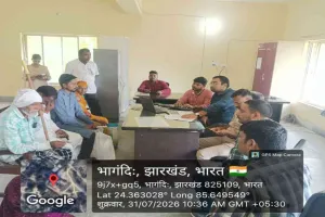 Koderma News: जयनगर में सीओ सारांश जैन की अध्यक्षता में आयोजित समाधान दिवस में 28 मामले आए