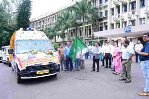 Bokaro News: इस्पात संयंत्र ने बैद्यनाथ धाम के लिए 'इस्पात संजीवनी' चिकित्सा दल को किया रवाना