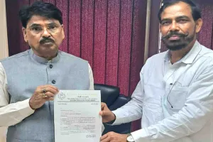 Palamu News: भाजपा नेता किशोर पाण्डेय ने बीसीआई अध्यक्ष मनन कुमार मिश्रा से की शिष्टाचार मुलाकात
