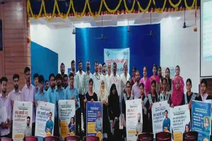 Deoghar News: मधुस्थली संस्थान में स्वतंत्रता सेनानियों को श्रद्धांजलि अर्पित करने हेतु आयोजित हुई विशेष संगोष्ठी