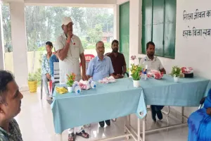 Chatra News: कुंदा में स्तरोन्नत उच्च विद्यालय के पुस्तकालय का हुआ विधिवत उद्घाटन