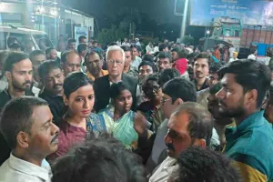 Hazaribagh News: फर्नेस ब्लास्ट हादसे के बाद गरमाई राजनीति, पूर्व विधायक अंबा प्रसाद पहुंचीं घटनास्थल