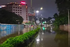 जमशेदपुर में बाढ़ का कहर: खरकई के तेज बहाव में बहा युवक, NDRF ने संभाला मोर्चा