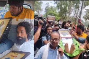 JPSC-JSSC छात्र आंदोलन: एंबुलेंस से विधानसभा घेराव में पहुंचे देवेंद्रनाथ महतो, मांगें पूरी होने तक आंदोलन जारी