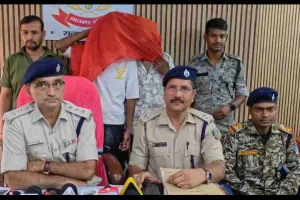 Giridih News: जन संपर्क कार्यालय में हुई चोरी का खुलासा, पुलिस ने दो आरोपियों को पकड़ा