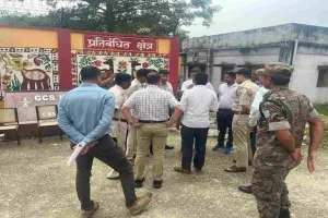 गोमिया में ONGC के CBM प्लांट पर रैयतों का कब्जा: मुख्य गेट जाम, गहरा सकता है क्षेत्रीय व राष्ट्रीय ऊर्जा संकट